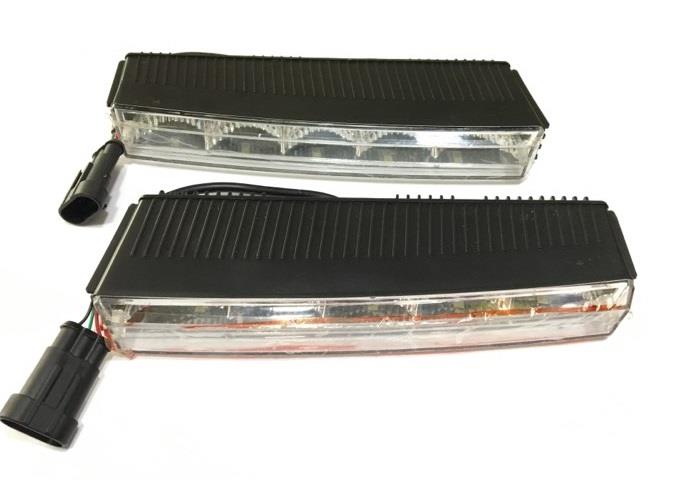 12V GÜNDÜZ SÜRÜŞ LAMBASI 5-LEDLİ (SİNYALLİ) 3-FONKSİYONLU 3 CM X 22 CM (2 AD)
