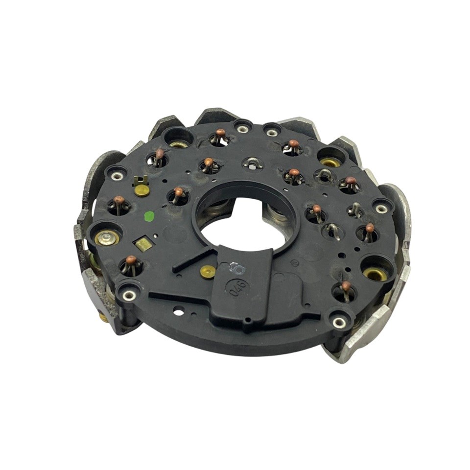 BOSCH DİYOT TABLASI (12 DİYOTLU) (M8 CIVATA+FİŞLİ) BMW