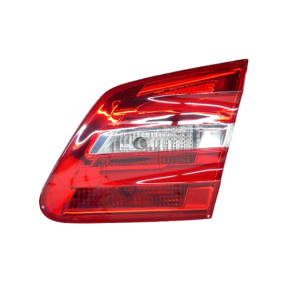 ULO STOP LAMBASI İÇ (BAGAJ) MERCEDES B CLASS W246 2011-2014 SAĞ ORJ.