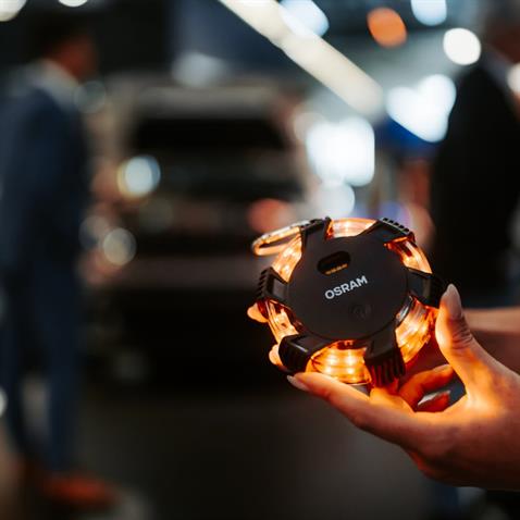 OSRAM LEDLİ İKAZ LAMBASI MIKNATISLI-PİLLİ SARI-BEYAZ (3 FONKSİYONLU) (110*42 MM)