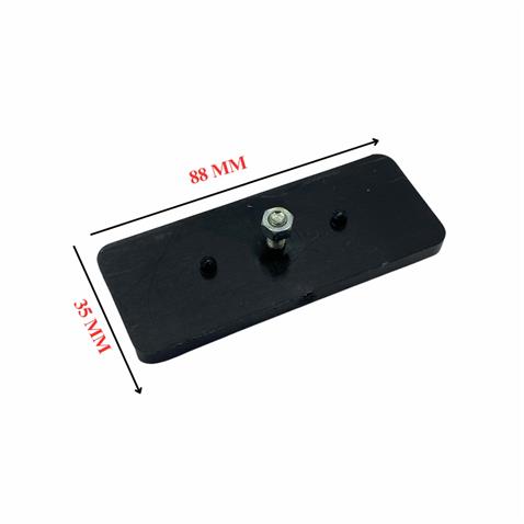 DİKDÖRTGEN REFLEKTÖR KIRMIZI CIVATALI (88*35 MM)