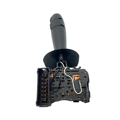 FAR-KORNA-SİS-SİNYAL KOLU DACIA LOGAN/SANDERO-RENAULT CLIO II/ SYMBOL THALIA