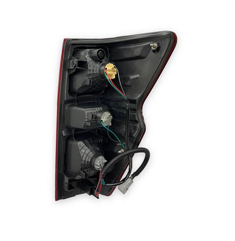 STOP LAMBASI (DUYLU) ISUZU D-MAX 2020-2021 SOL