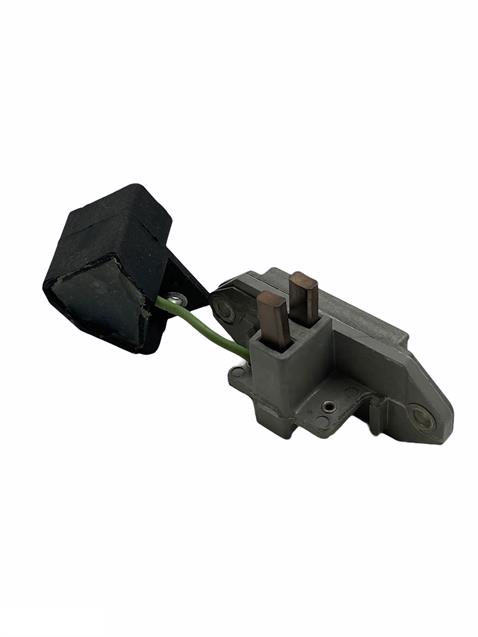 MAKO 12V KÖMÜRLÜ KONJEKTÖR RENAULT R9/R11 (3 FİŞ)