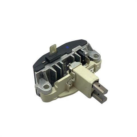 12V KÖMÜRLÜ KONJEKTÖR BOSCH TİPİ RENAULT LAGUNA-VOLVO 850/S40/V40