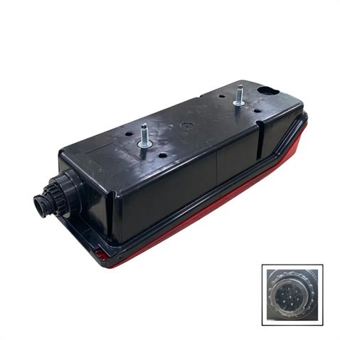 ÇERKEZ STOP LAMBASI (PLAKASIZ) (SOKETLİ) VOLVO KAMYON SAĞ (KISA)