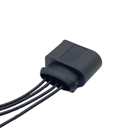 BASINÇ SENSÖR-YAKIT POMPA SOKETİ (4 FİŞ KABLOLU) AUDI-SEAT-SKODA-VW