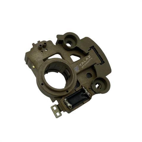 ALTERNATÖR KÖMÜR YUVASI (2 FİŞ SOKETLİ) (KONJEKTÖRSÜZ) JEEP CHOROKE