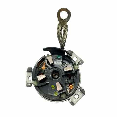 VALEO MARŞ KÖMÜR YUVASI (3 KULAKLI) AUDI A4 