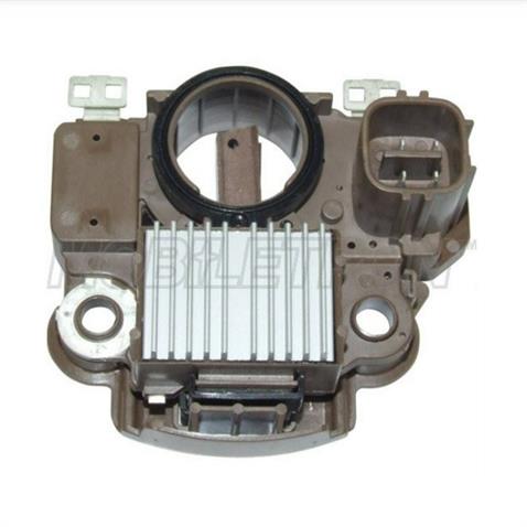 12V KÖMÜRLÜ KONJEKTÖR MITSUBISHI TİPİ (4 FİŞ DİK SOKETLİ) (D-FR-IG-L) HONDA