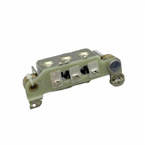 DİYOT TABLASI  MITSUBISHI TİPİ 71 MM 6 DİYOT (M5 SOL CIVATA) (İKAZ DİYOTLU) EM NISSAN PICK-UP