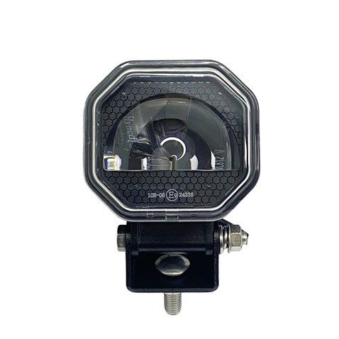 WOLFRAM 12V-80V LED SPOT LAMBA MERCEKLİ (KIRMIZI OVAL ÇİZGİ) (90*78 MM) FORKLİFT E9