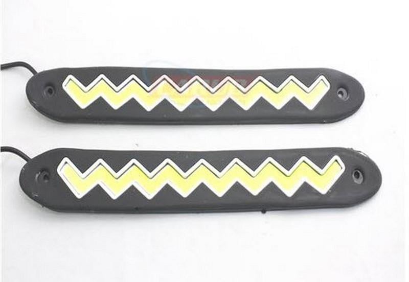 12V GÜNDÜZ SÜRÜŞ LEDİ SİLİKONLU (ZIG-ZAG) LEDLİ (COB LED) (32 MM X 260 MM) (2 AD)