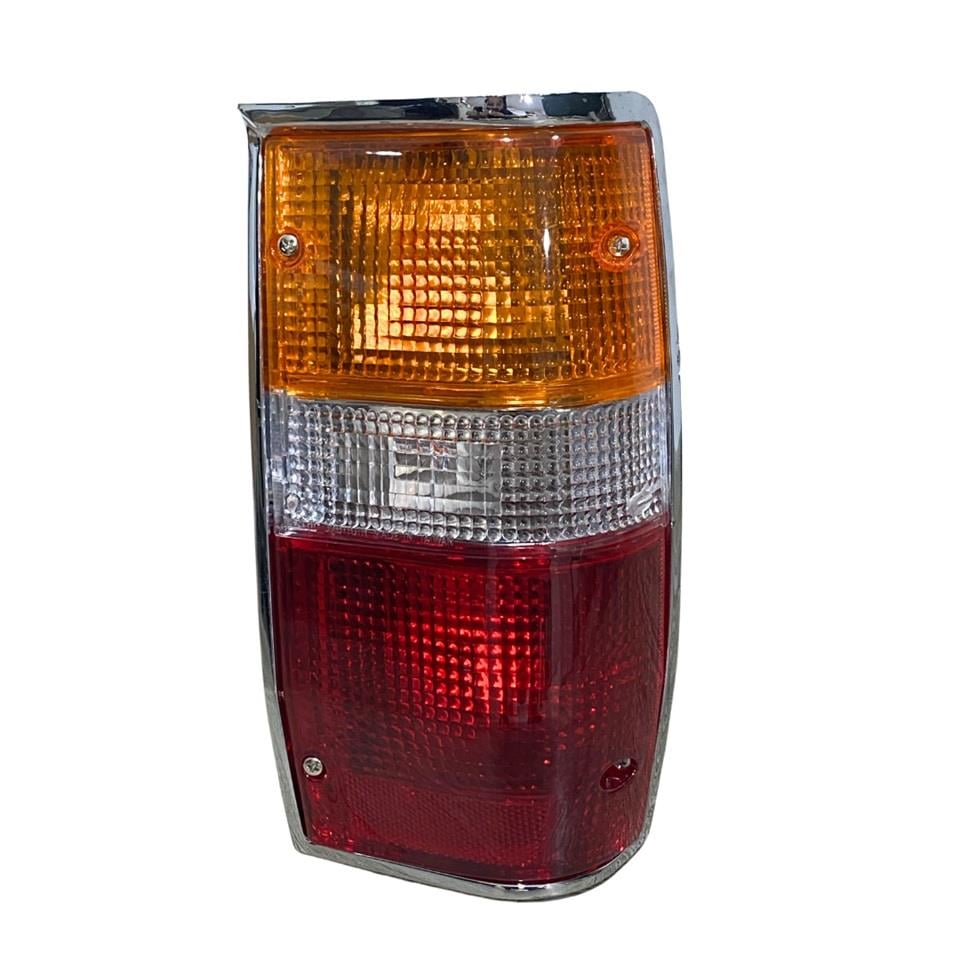 STOP LAMBASI KROM (DUYLU) MITSUBISHI L200 1987-1995 SAĞ TAIWAN