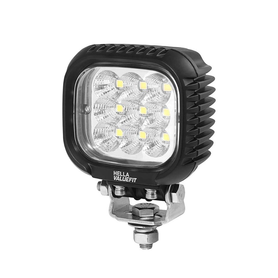 HELLA 12V-30V ÇALIŞMA LAMBASI KARE S3000 2.0 3400 LÜMEN (9 LEDLİ BEYAZ) (100*91*73 MM)