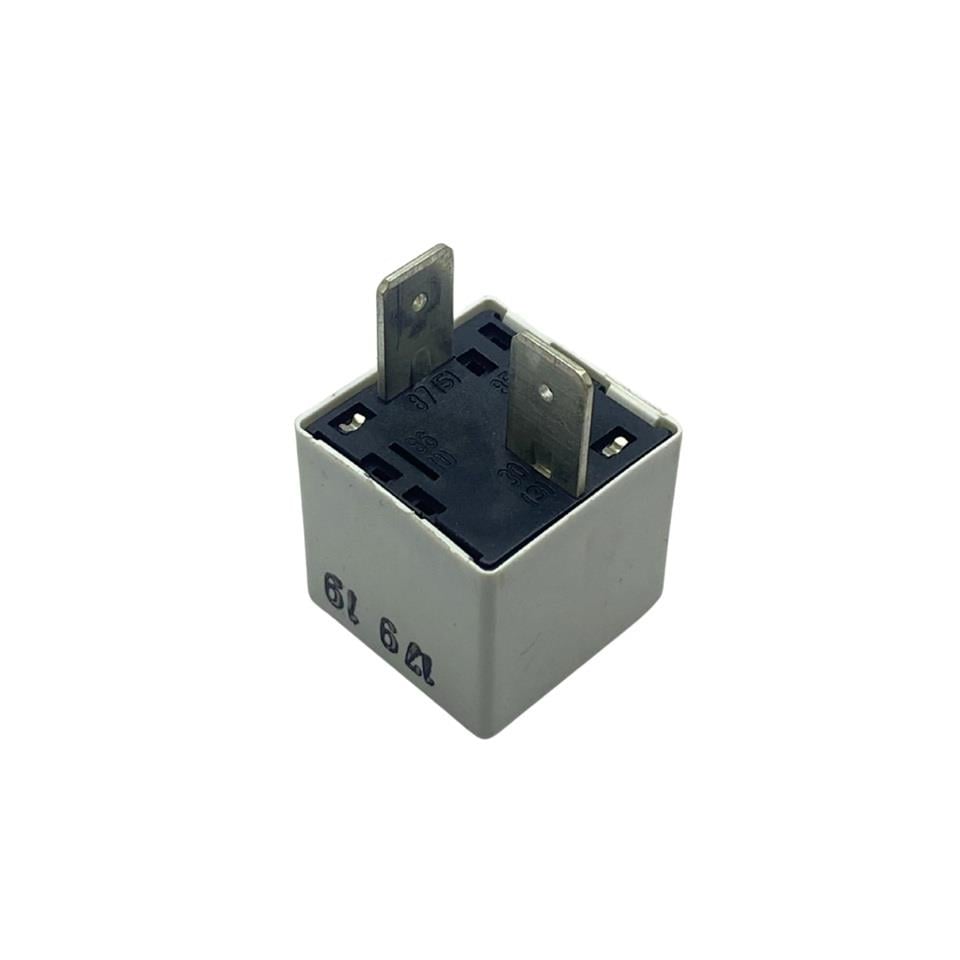 OMRON 12V RÖLE 2 UÇLU 50 A (9.5 MM) (30-87) ALFA ROMEO-FIAT-LANCIA OEM 