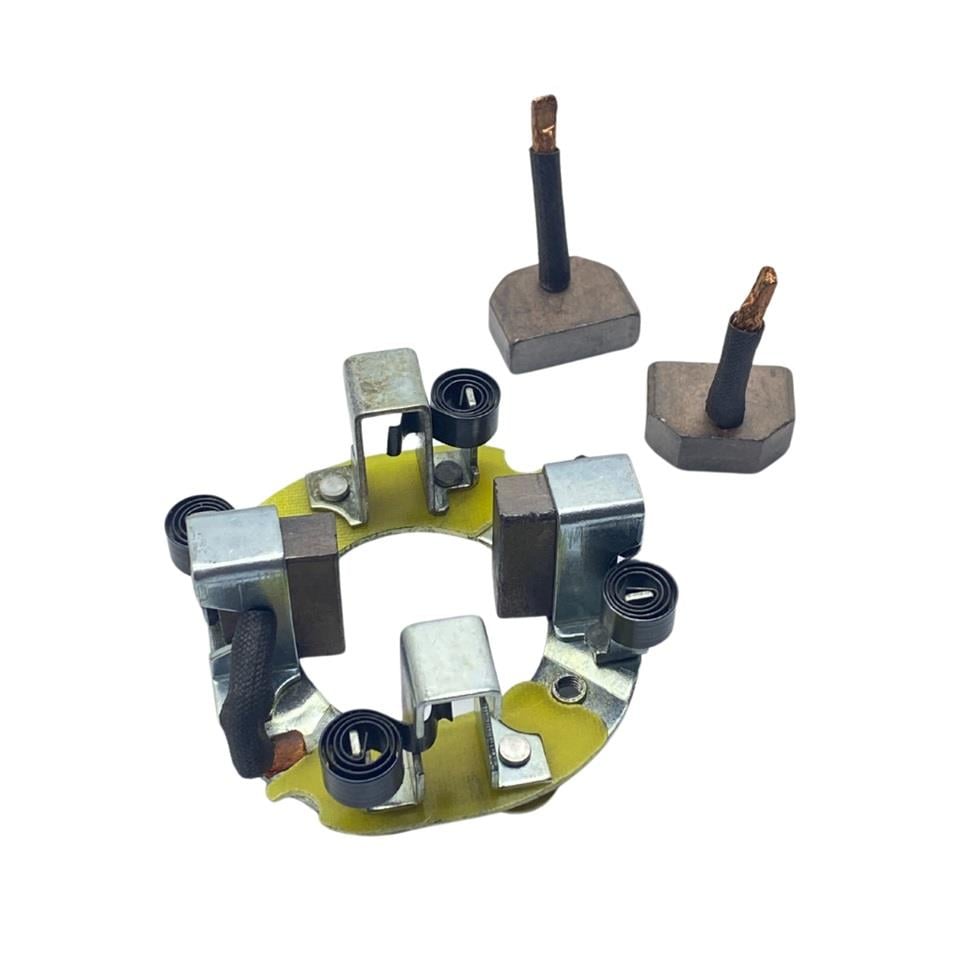 24V MARŞ KÖMÜR YUVASI SAWAFUJI TİPİ 6.5 KW (4 KÖMÜRLÜ)