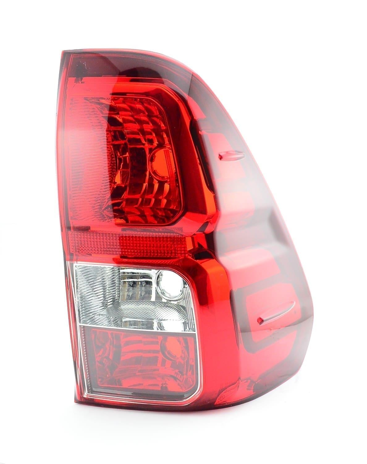 STOP LAMBASI (DUYSUZ) TOYOTA HILUX 2015-2018 SAĞ