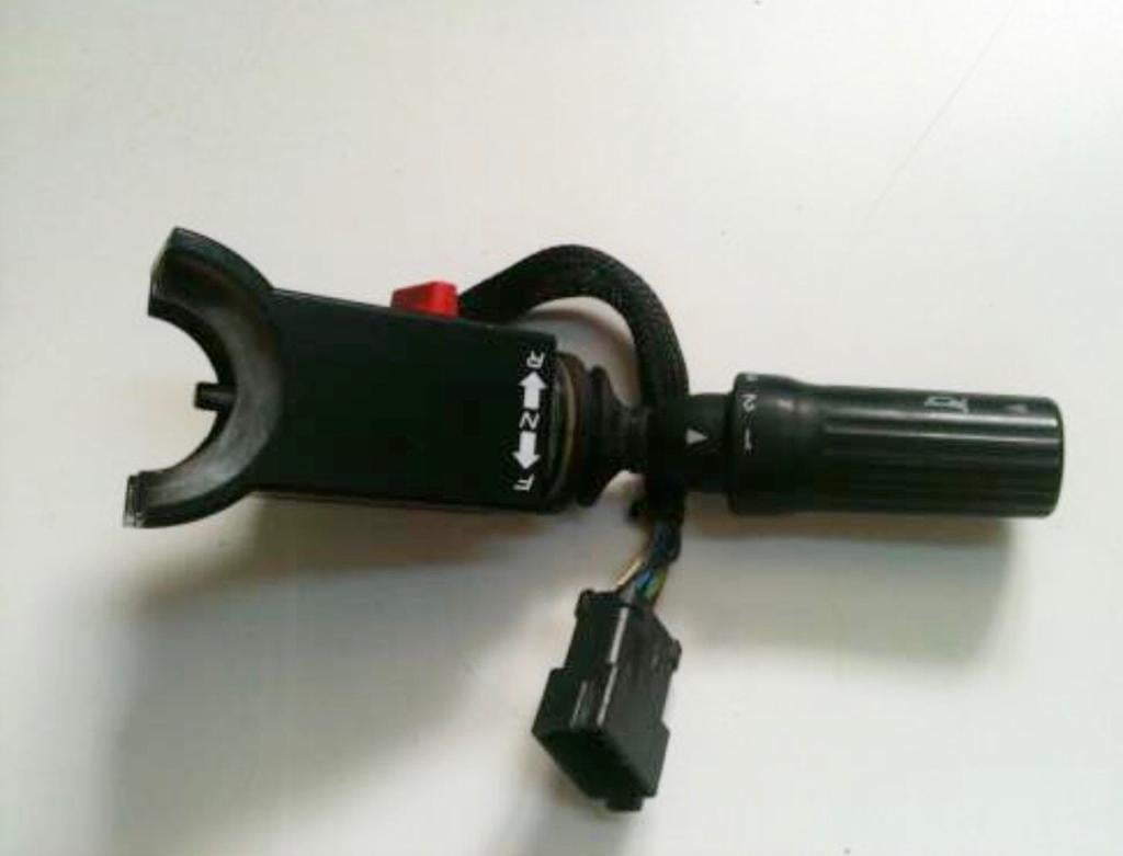 YÜRÜTÜCÜ KOL (10 FİŞ SOKETLİ) CATERPILLAR