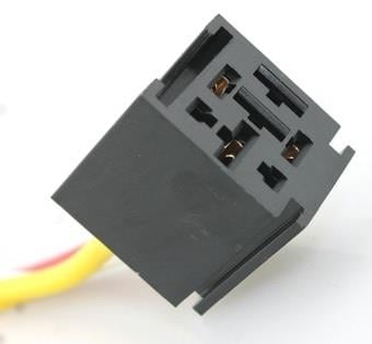 RÖLE SOKETİ (RÖLE YUVASI) (4 UÇLU/5 UÇLU 70 A)(2 UÇ KÜÇÜK / 3 UC BÜYÜK) (6.3 MM / 9.5 MM)(KABLOLU)