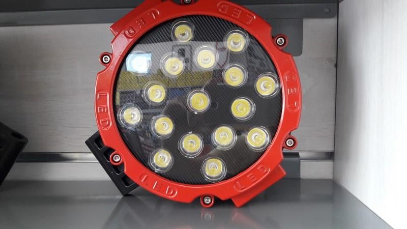 12V-36V LED LAMBA OFF-ROAD 51W (17 X 3W) (YUVARLAK) (155*155 MM) (KIRMIZI)