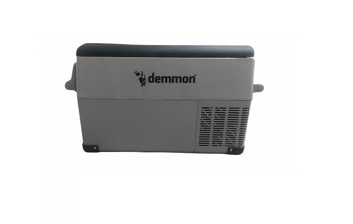 12V-24V OTO BUZDOLABI (-20 HIZLI SOĞUTMA) DİJİTAL EKRAN ÇAKMAK FİŞLİ 35 LT