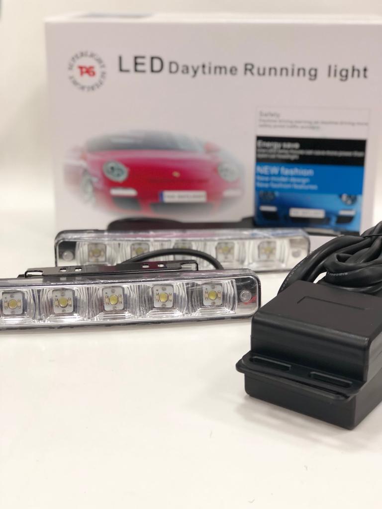 12V GÜNDÜZ SÜRÜŞ LAMBASI 5-LEDLİ (SİNYALLİ) 3-FONKSİYONLU 3 CM X 19 CM (2 AD)