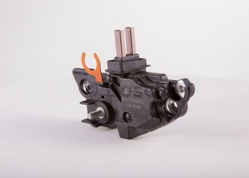 BOSCH 12V KÖMÜRLÜ KONJEKTÖR CIVATALI F00M