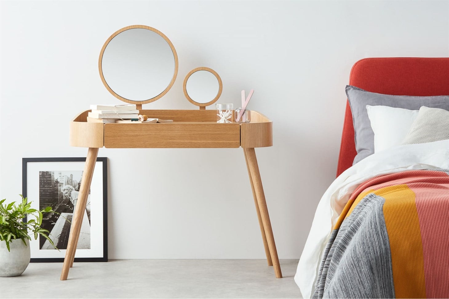 Odie Dressing Table, Oak