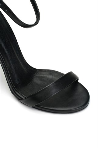 Elegant Mini Siyah Deri 10 Cm Topuklu Ayakkabı