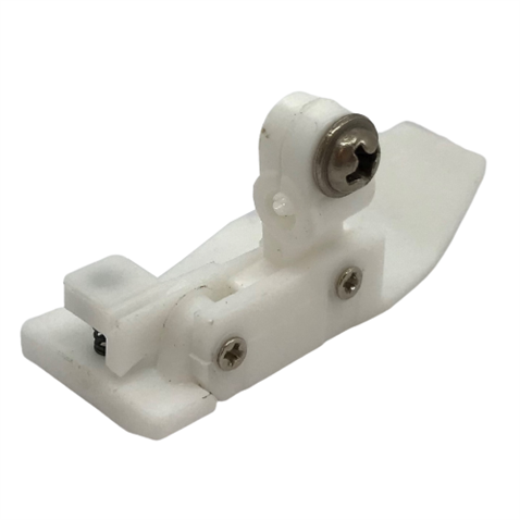 Siruba Overlok 5 İp Plastik Ayak / T504