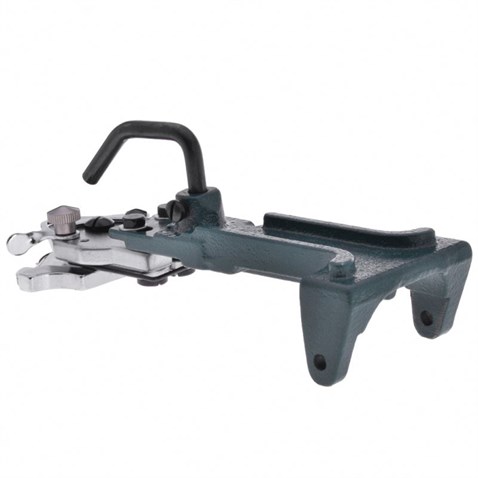 Juki MB-372/373 Düğme Çenesi / B2547-372-OBO