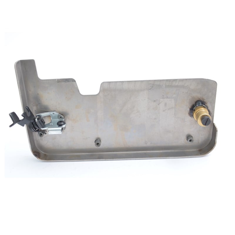 Diğer Parça ÇeşitleriBDRPegasus Overlok M700 5 İp Yan Metal Kapak/209571