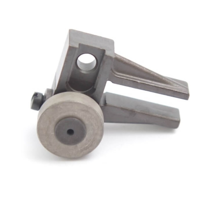 İlik Parça ÇeşitleriBrotherBrother 814-818A İlik Ayak Baskı Çatalı/141455-001