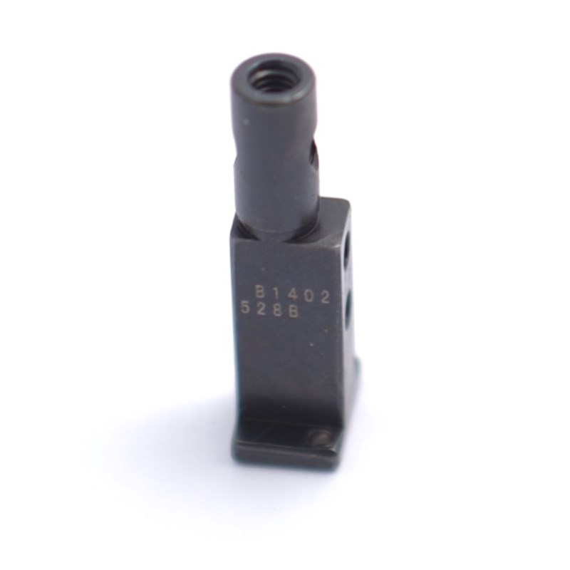 İğne Bağı ÇeşitleriHard SteelJuki LH3588 Çiftiğne 1/8 İğne Bağı/B1402-528-BA0