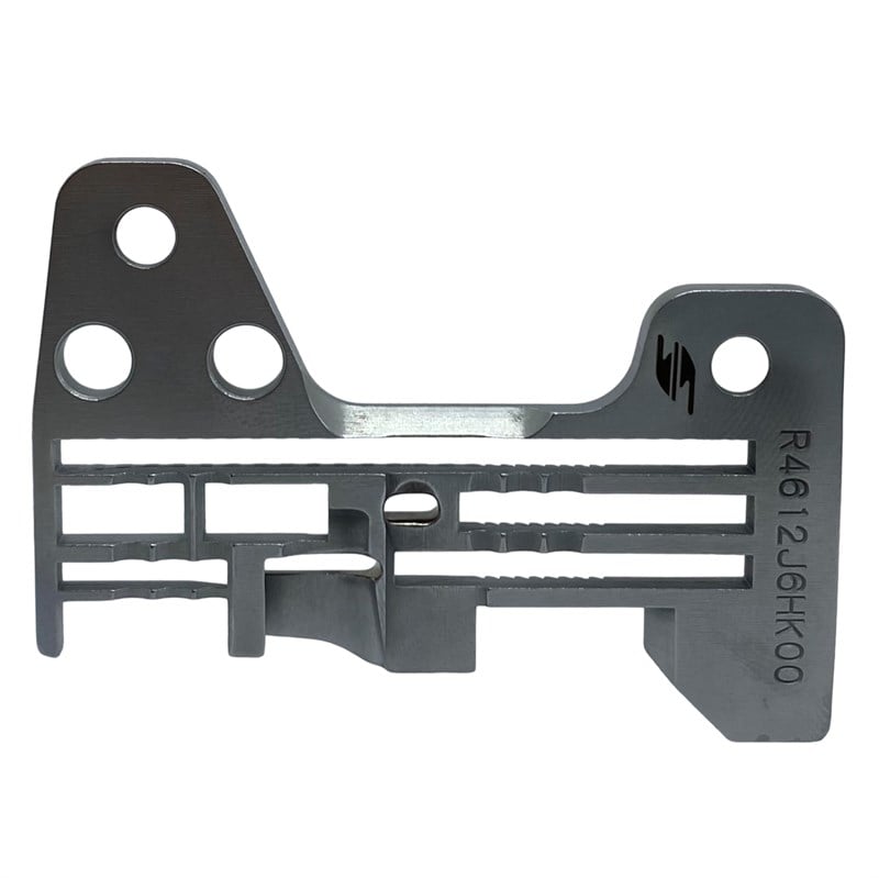Plaka ÇeşitleriHard SteelJuki Overlok 6700 5 İp Kot 3 Kanallı Plaka / R4612-J6H-K00