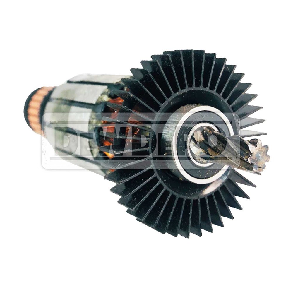 647864-03SV Dewalt D21570K Endüvi