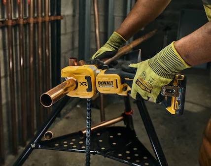 Dewalt DCE154N Kömürsüz Bakır Boru Kesme Makinesi Aküsüz