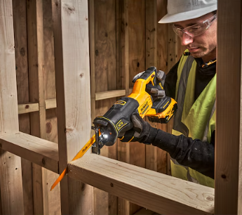 Dewalt DCS382N Kömürsüz Tilki Kuyruğu Aküsüz