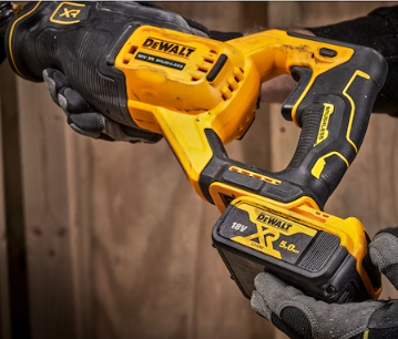 Dewalt DCS382N Kömürsüz Tilki Kuyruğu Aküsüz