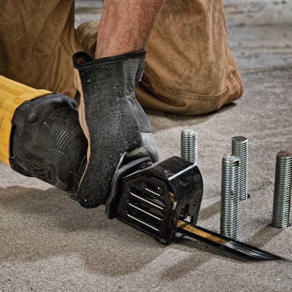 Dewalt DWE305PK Tilki Kuyruğu Testere