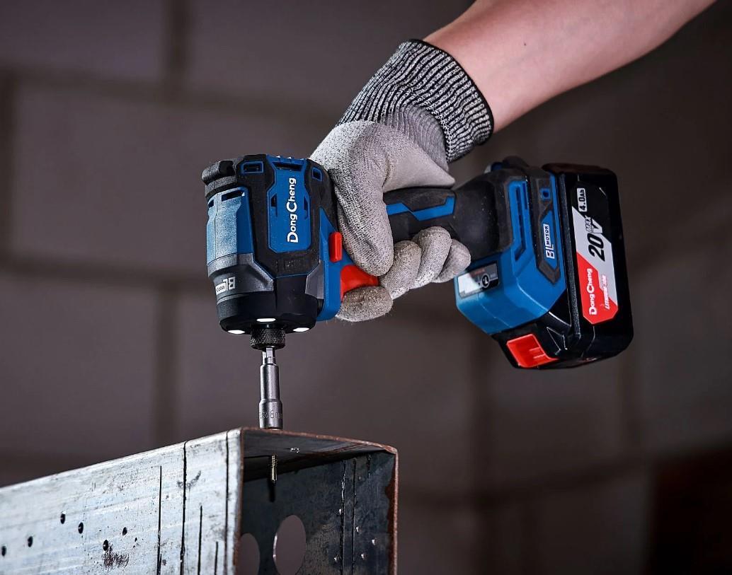 Dongcheng DCPL208 Şarjlı Torklu Vidalama 20V 2AH