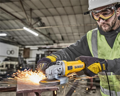 Dewalt DWE4036 750W 115mm Avuç Taşlama Makinesi