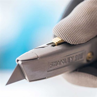 Stanley 2-10-099 99 E Çıkartılabilir Maket Bıçağı