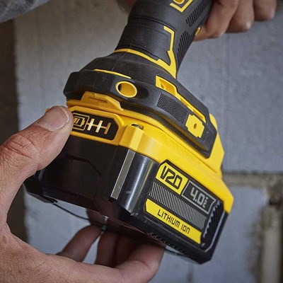Stanley SFMCB204 V20 18V 4Ah Yedek Akü