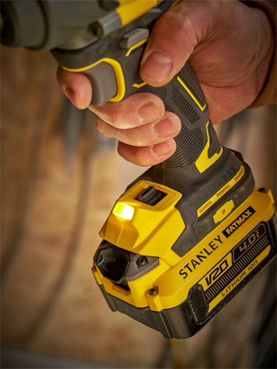 Stanley SFMCK217M1S-QW 18V Akülü Darbeli Matkap ve Somun Sıkma 2li Seti