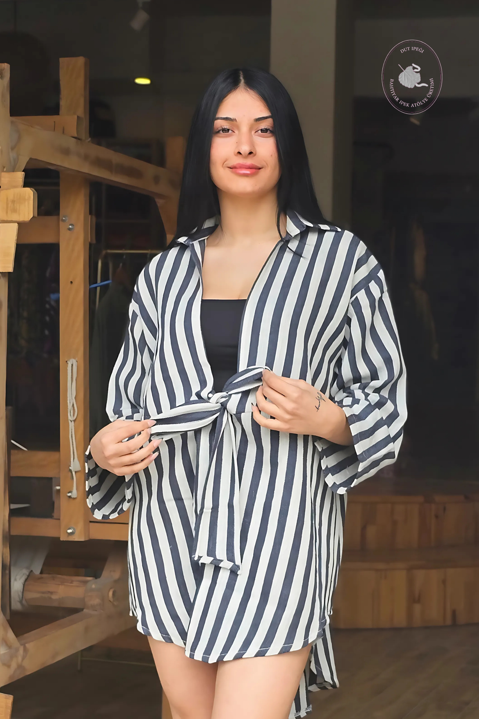 Siyah Çizgili El Dokuma Pamuk Gömlek Pareo  Bahtiyar İpek Pareo