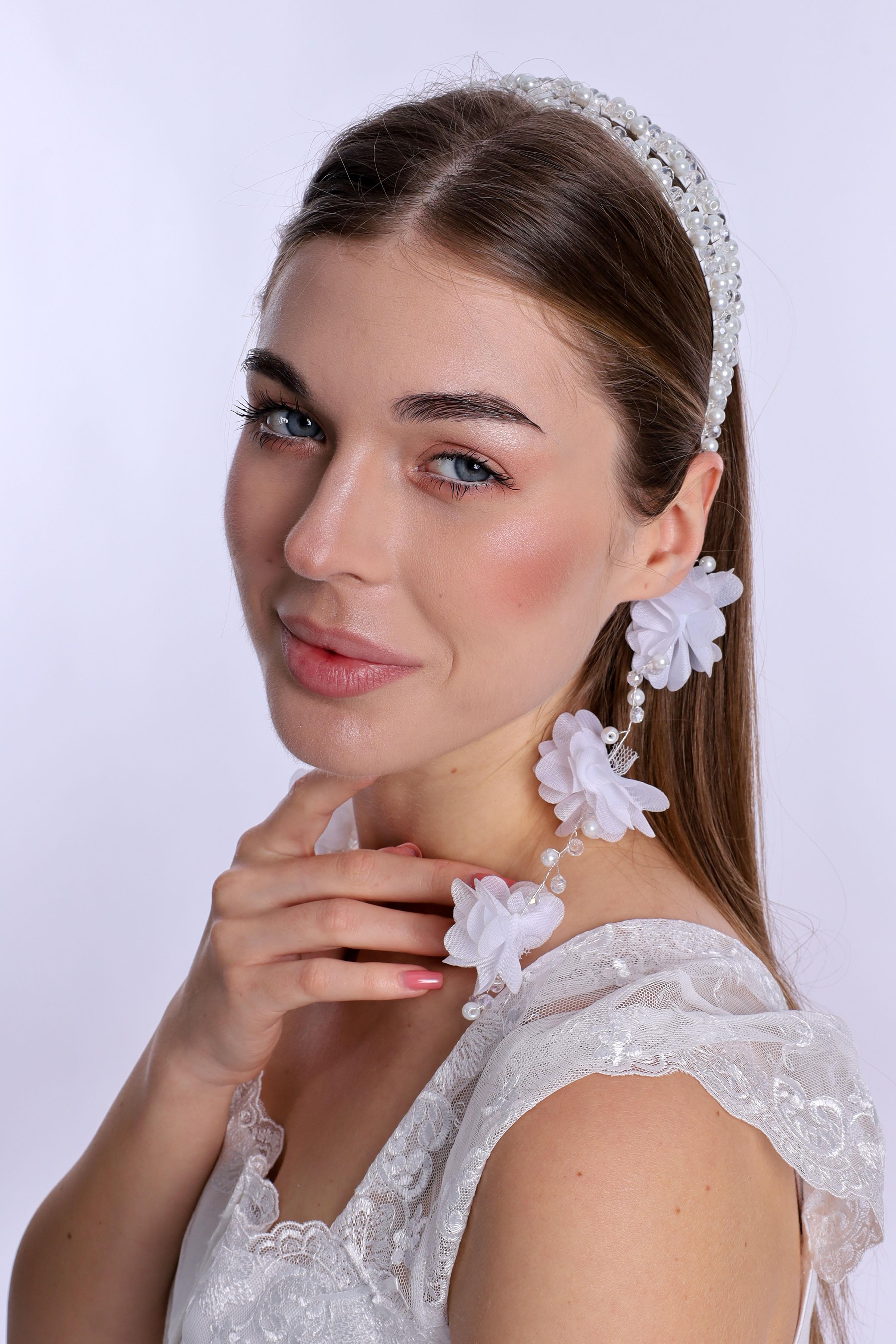 ByLohusa 1012 Ekru Sarkan Küpeli İnci Lohusa Taç