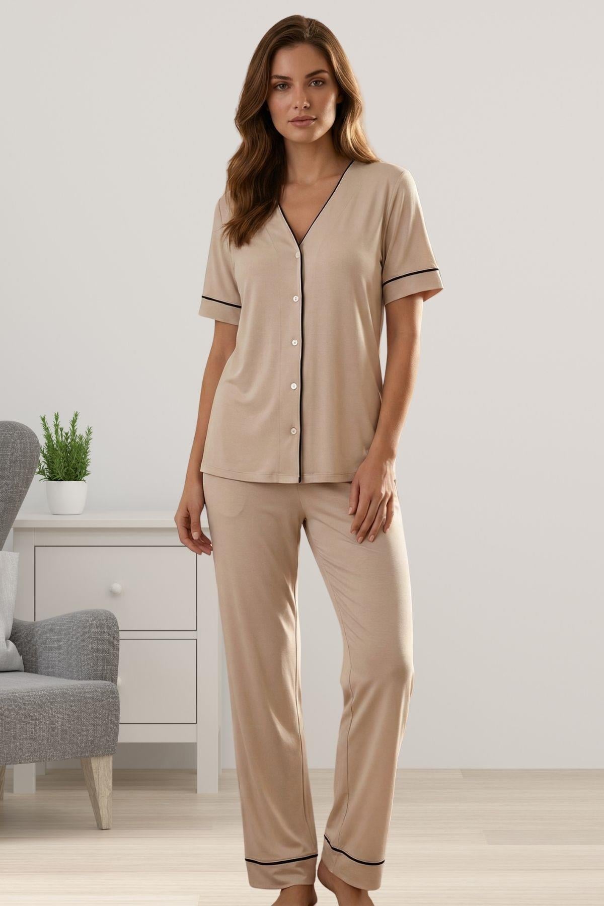Effortt 3072 Pamuklu Kumaş Önden Düğmeli Rahat Kesim Hamile Lohusa Pijama Takımı - Bej