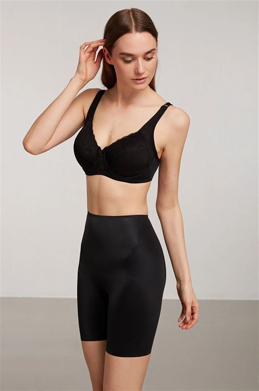 Kom Dalia Siyah Dikişsiz Korse